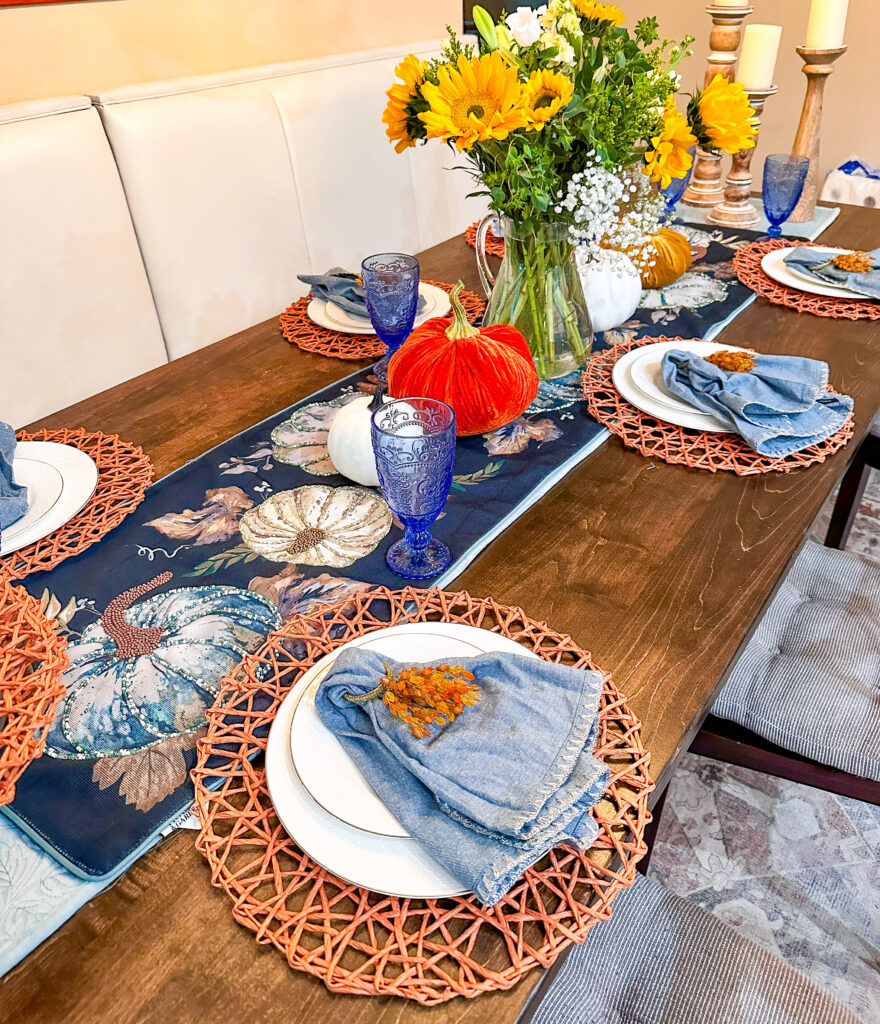 Coastal table settings for thanksgiving