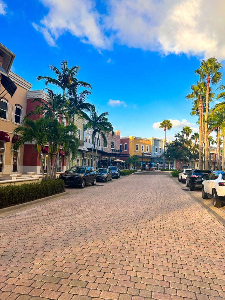 Port Saint Lucie Florida: Tradition Square
